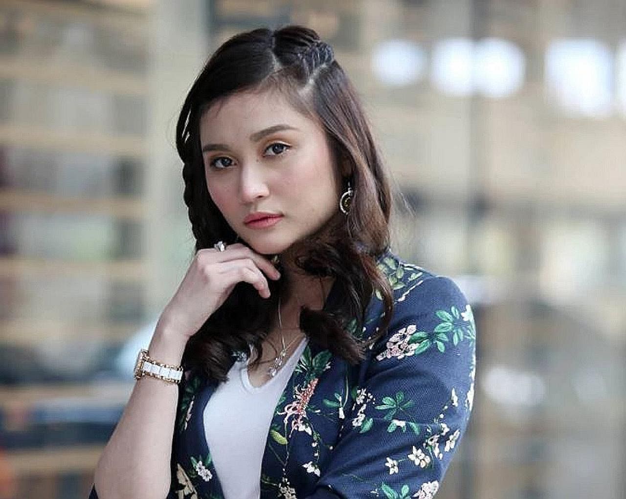 ayda jebat pinjamkan hatiku