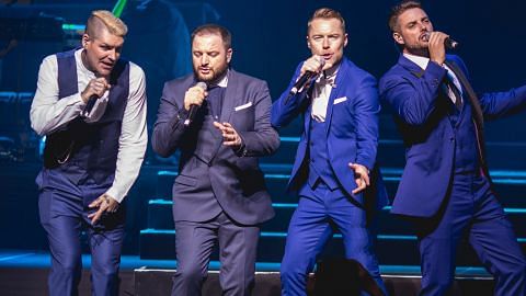 Boyzone rai ulang tahun ke-25 di Singapura