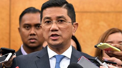 Petisyen azmin letak jawatan