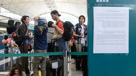 Sistem rel, penerbangan di HK terjejas akibat bantahan