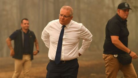 Australian PM Morrison calls up 3,000 reservists as fire threats escalate