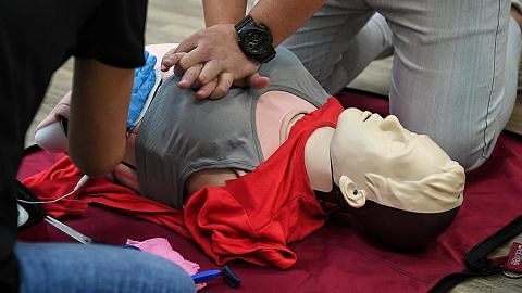 LANGGAR LANGKAH URUS SELAMAT COVID-19 Usah bimbang lakukan CPR pada wanita