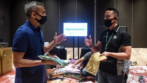 Kurnia@WGS anjur projek amal baju Raya