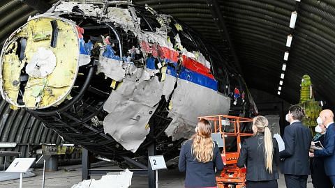 KES PESAWAT MH17 DITEMBAK JATUH Hakim Belanda mula dengar penerangan mengenai empat suspek