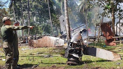 Kotak hitam pesawat tentera Filipina ditemui