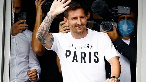 Messi ikat kontrak 2 tahun bersama PSG