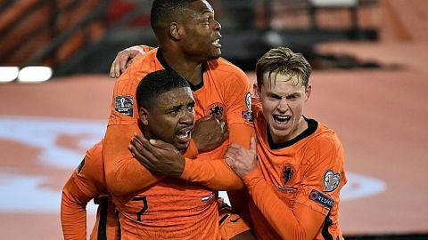 Van Gaal pimpin Belanda ke Piala Dunia Qatar