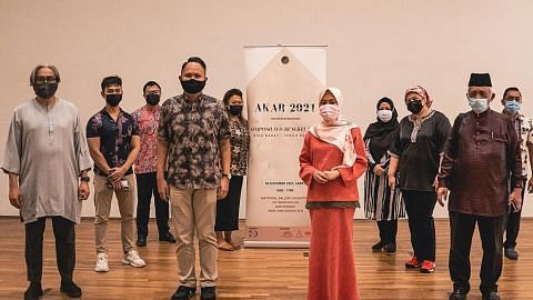 BAHASA & BUDAYA Akar 2021 jadi 'jambatan' bagi penggiat seni muda, aktivis kongsi ilmu