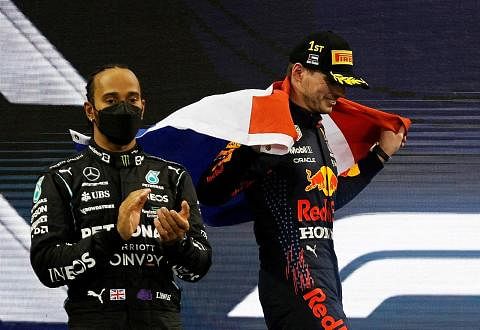BELUM SELESAI: Tanda tanya berkaitan perlumbaan Formula 1 terakhir tahun lalu di Abu Dhabi, yang dimenangi Max Verstappen (atas kanan), yang menewaskan Lewis Hamilton, berterusan kerana dapatan siasatan belum diumumkan. Begtu juga dengan nasib pengar