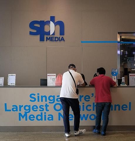 SOKONGAN MEDIA: SPH Media Trust merupakan sebuah syarikat awam berhad yang dijamin (CLG), yang telah mengambil alih perniagaan media Singapore Press Holdings (SPH) sejak 1 Disember lalu. Cik Josephine Teo menarik perhatian bahawa pendanaan pemerintah