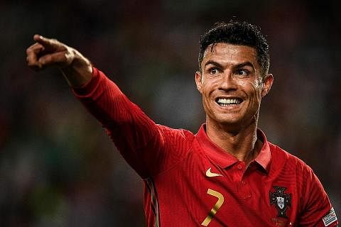 PALING DICARI DI INTERNET: Christiano Ronaldo mendahului senarai 10 ahli sukan paling dicari di Internet. - Foto AFP