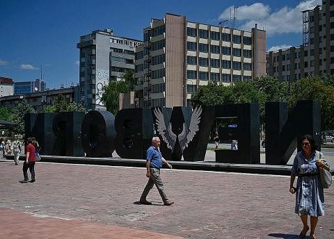 PRESIDEN REPUBLIK KOSOVO, DR VJOSA OSMANI-SADRIU. EKONOMI TUMBUH KUKUH: Kosovo telah menikmati pertumbuhan ekonomi kukuh sepanjang sedekad lalu dengan menikmati pertumbuhan setiap tahun sejak bermulanya krisis kewangan 2007-2008.