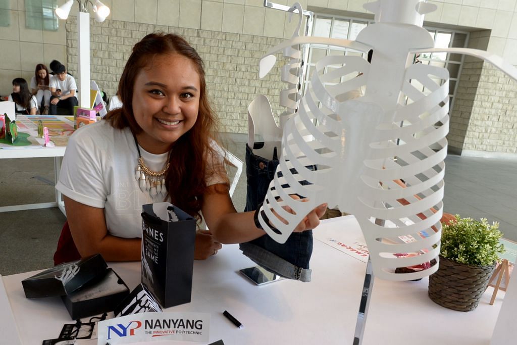 Tulang beri pelajar Poly Nanyang ilham hasilkan jenama pakaian Bones