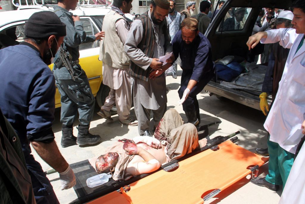 Puluhan maut di Afghanistan akibat dua bas dan lori tangki bertembung