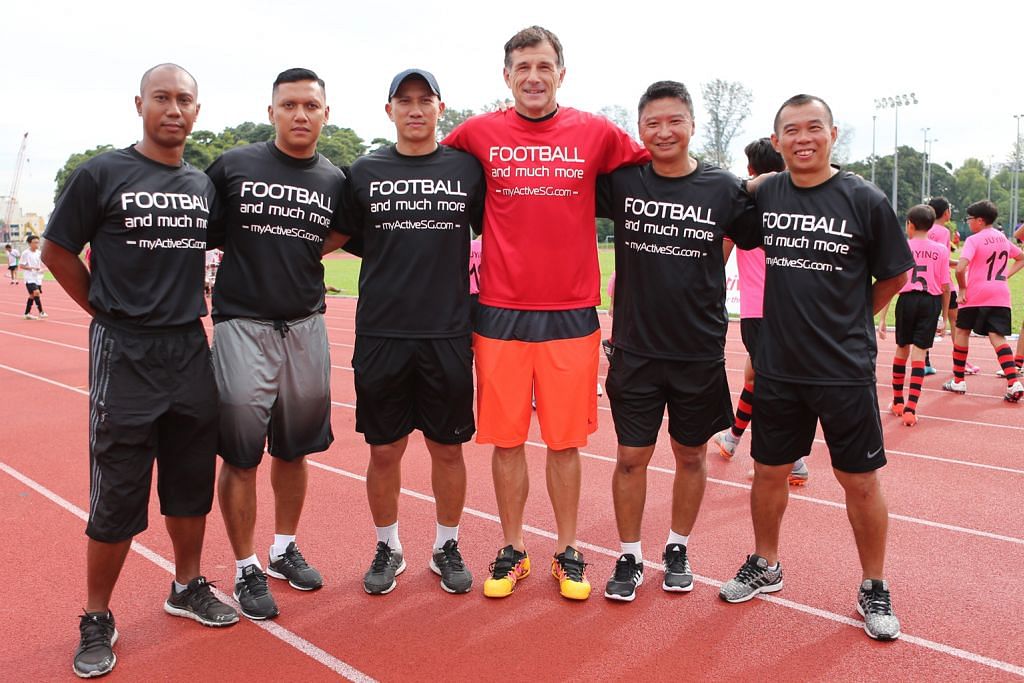 Lima ketua jurulatih terajui Akademi Bola Sepak ActiveSG