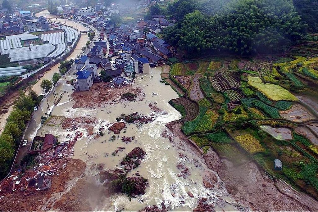 Tanah runtuh di China: Puluhan masih hilang
