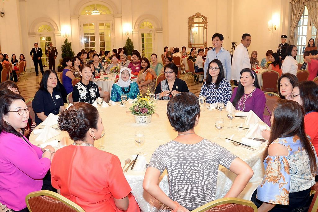 Presiden Halimah jamu 120 wakil persatuan wanita setempat