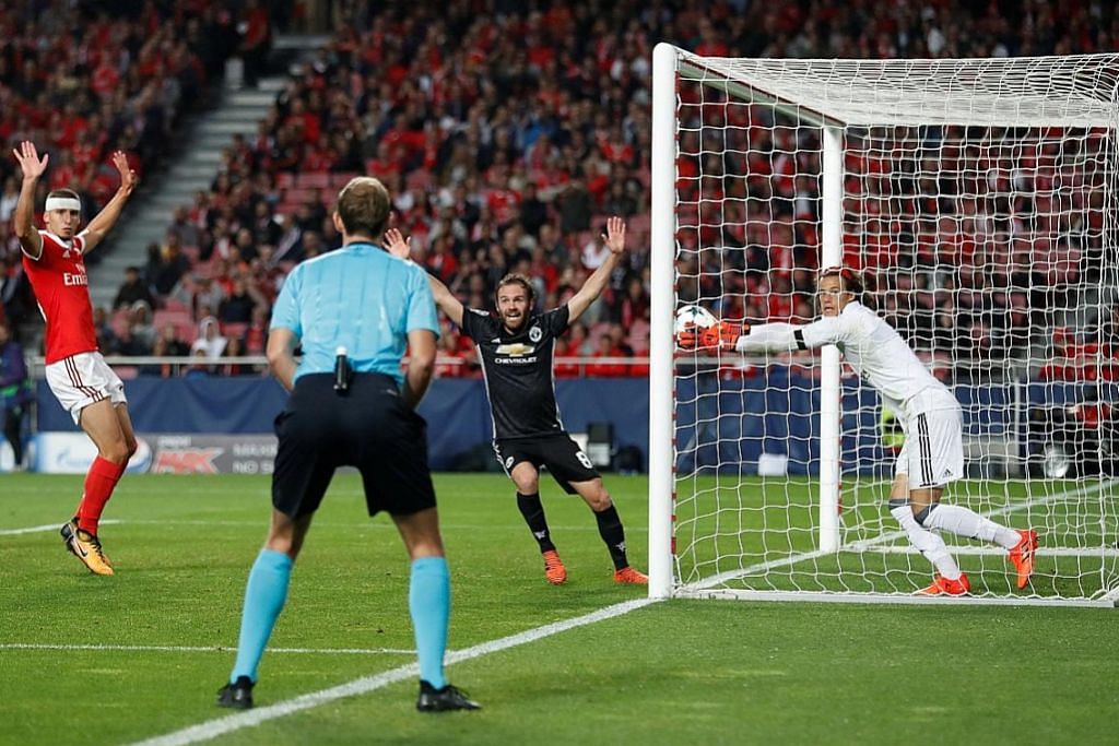 Strategi bertahan Mourinho bawa kemenangan Man U ke atas Benfica
