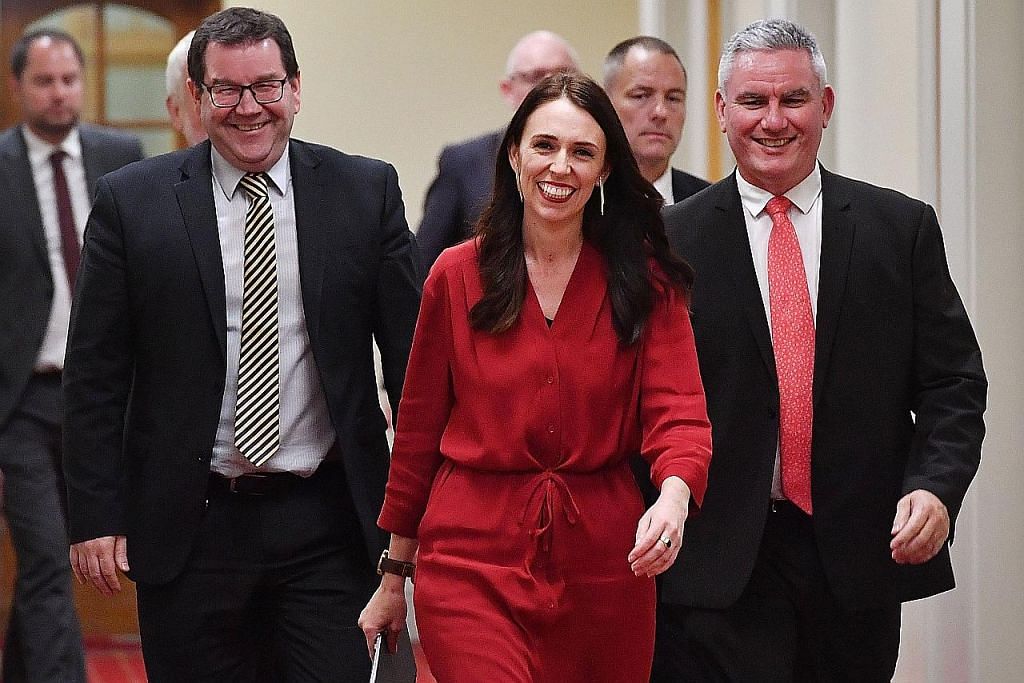 Tenaga belia, personaliti dan sikap lucu dorong populariti PM baru NZ SIAPA JACINDA ARDERN?