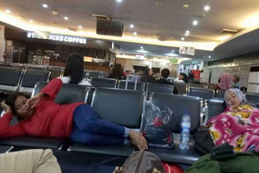 Penerbangan di lapangan terbang Jakarta tertunda akibat gangguan sistem lampu landasan