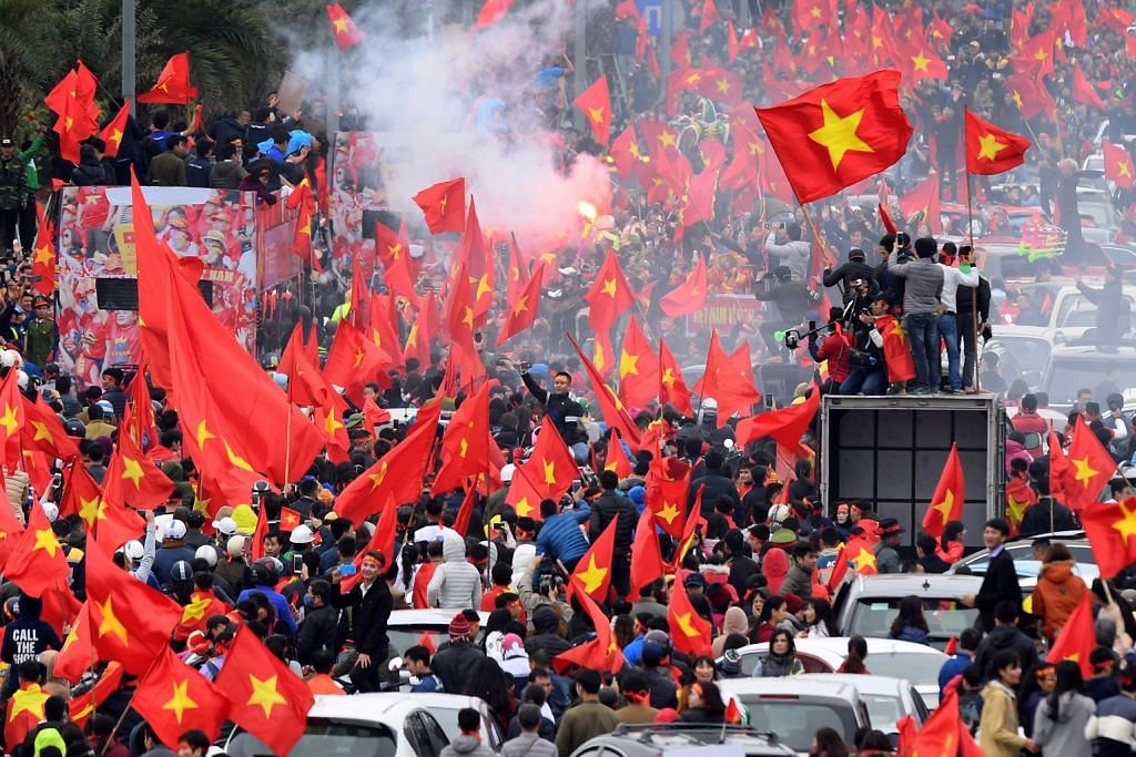 Ribuan penyokong rai pasukan bawah 23 Vietnam