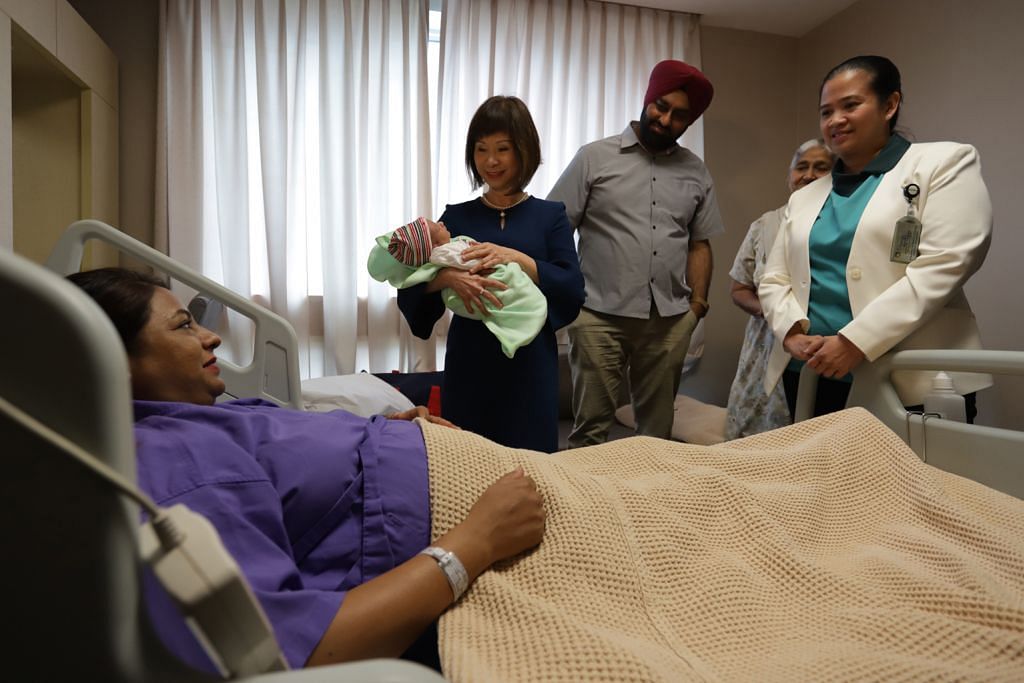 Usaha Hospital Raffles dapatkan sijil mesra bayi