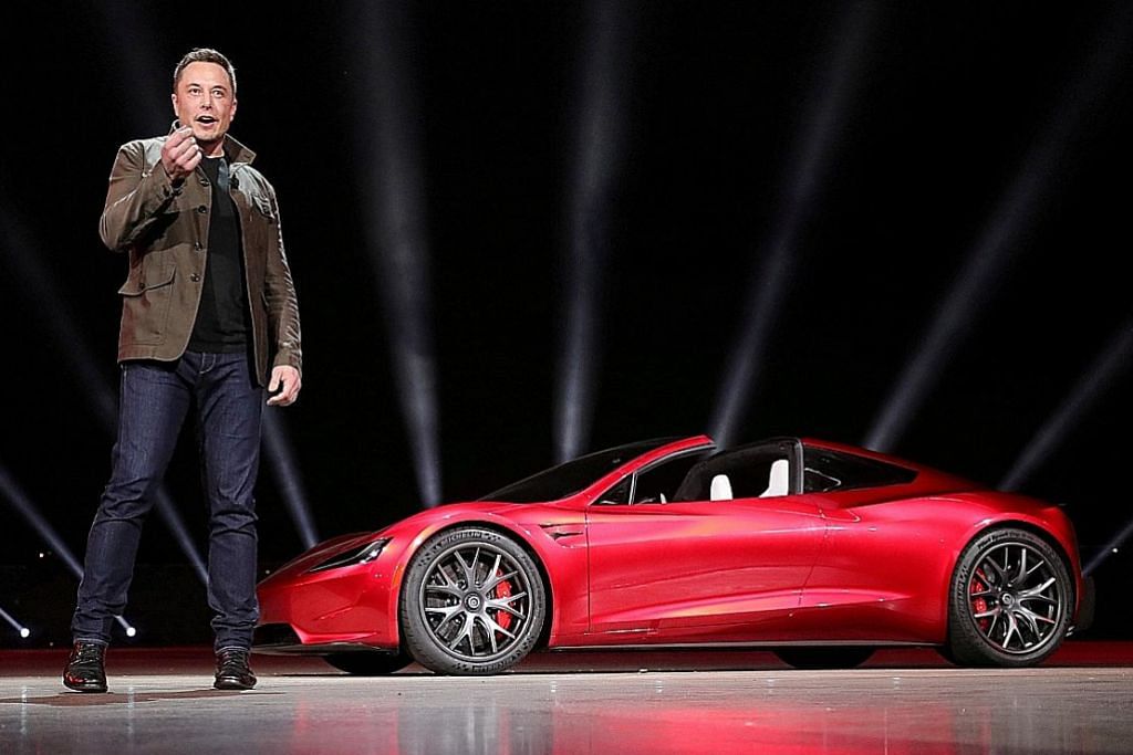 Elon Musk usahawan teknologi berwawasan jauh