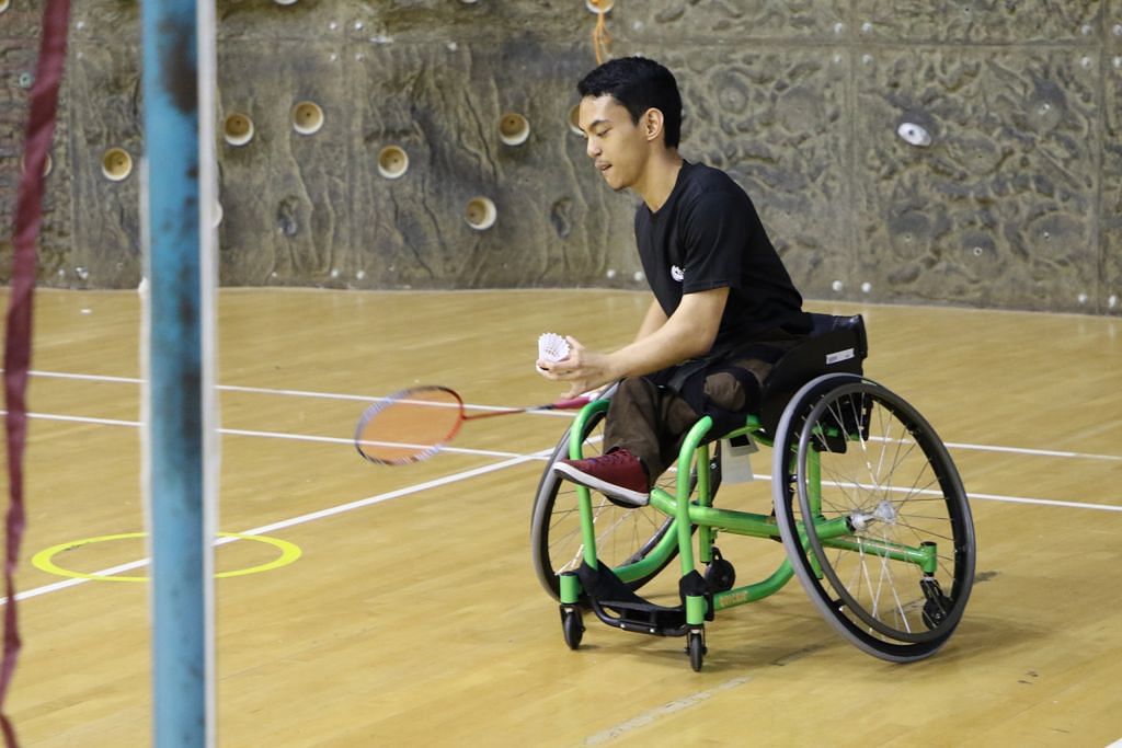 Badminton kerusi roda pembakar semangat muda