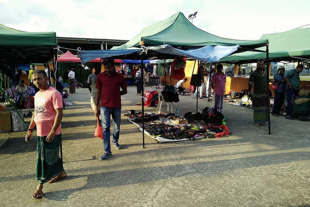 Pasar lambak 'Sungei Road' di Woodlands dapat sambutan pekerja asing