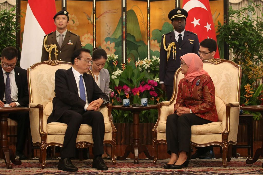 PM China temui Presiden Halimah di Istana PM Lee: Manfaatkan dorongan hubungan positif Asean-China