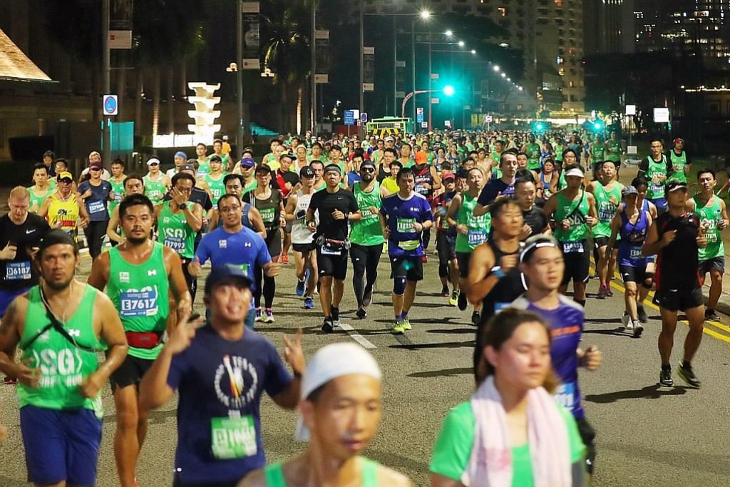 Pelbagai aksi dalam 'Maraton Standard Chartered Singapura'