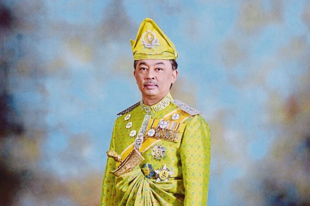 Sultan Abdullah ascends throne as sixth Sultan of Pahang in traditional ceremony