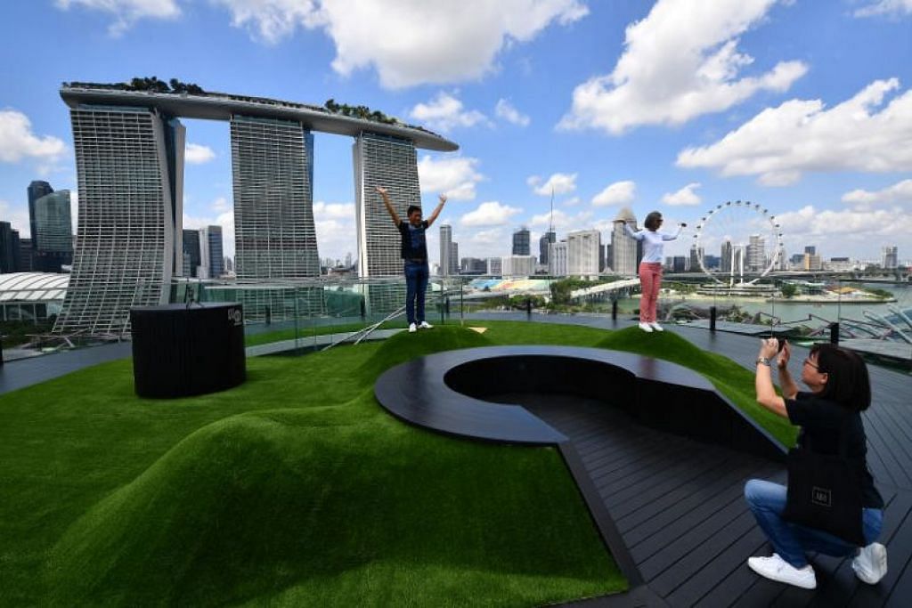 New observatory on top of tallest supertree at Gardens by the Bay