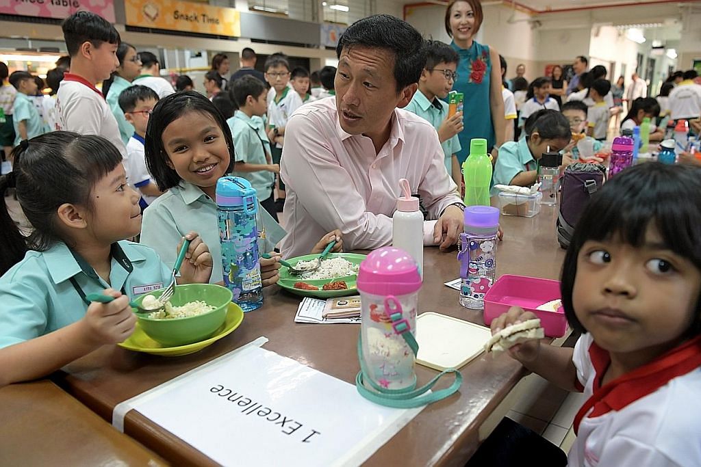 Ye Kung lancar aplikasi mudahkan komunikasi antara sekolah, ibu bapa