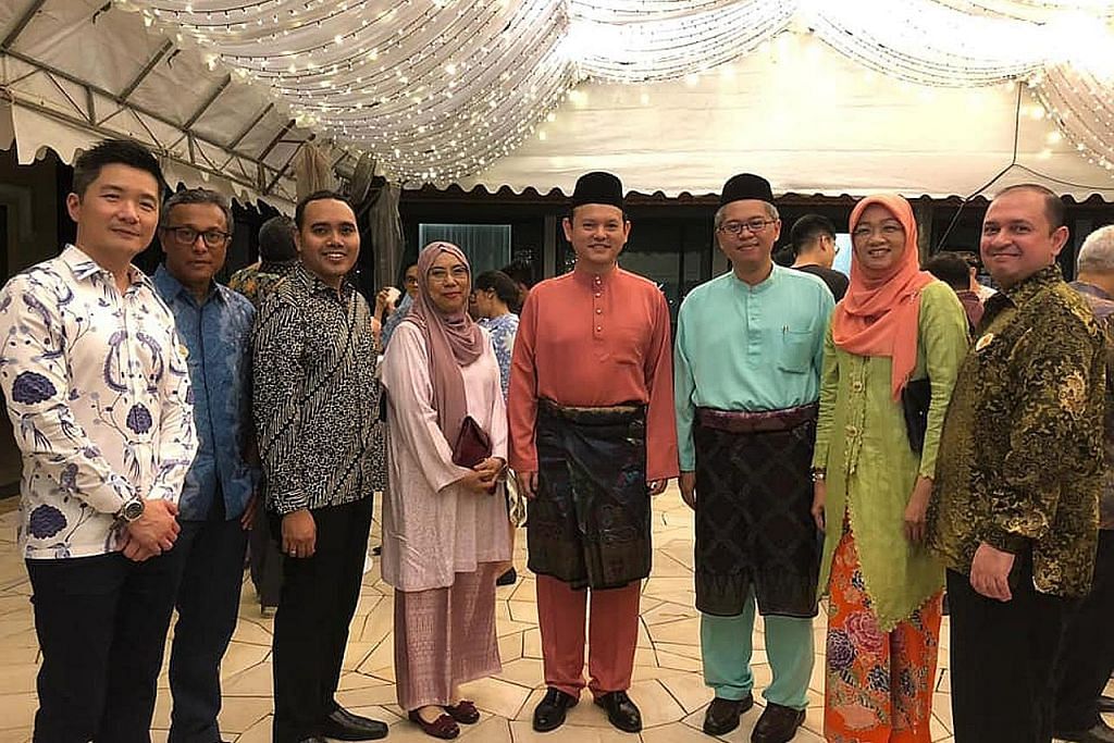 Seri Raya badan Melayu/Islam