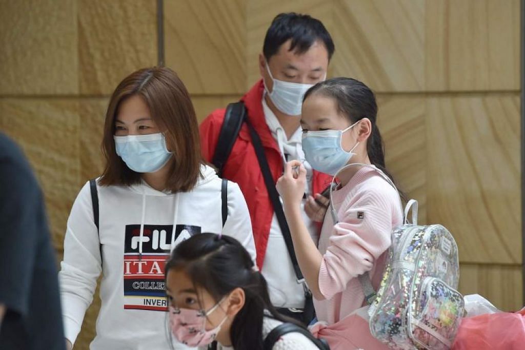 Australia reopens the door to some Chinese students after coronavirus ban