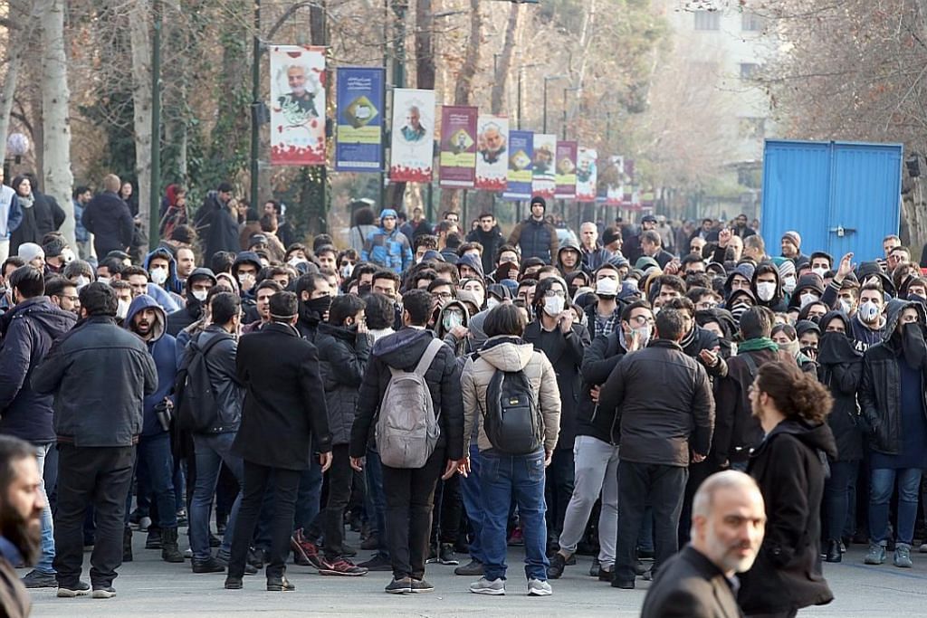 Tembak jatuh pesawat: Iran tahan beberapa orang, berkas 300 terlibat dalam bantahan