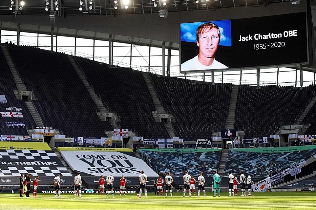 Dunia bola sepak beri penghormatan pada Jack Charlton