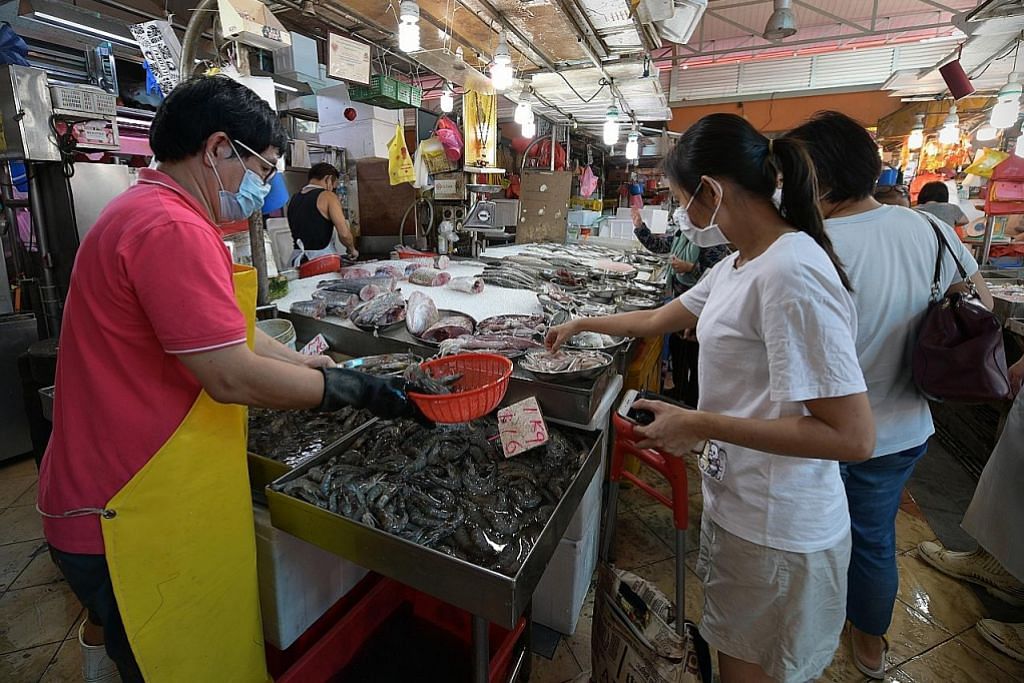 Penutupan pasar Chong Pang turut jejas peniaga berdekatan