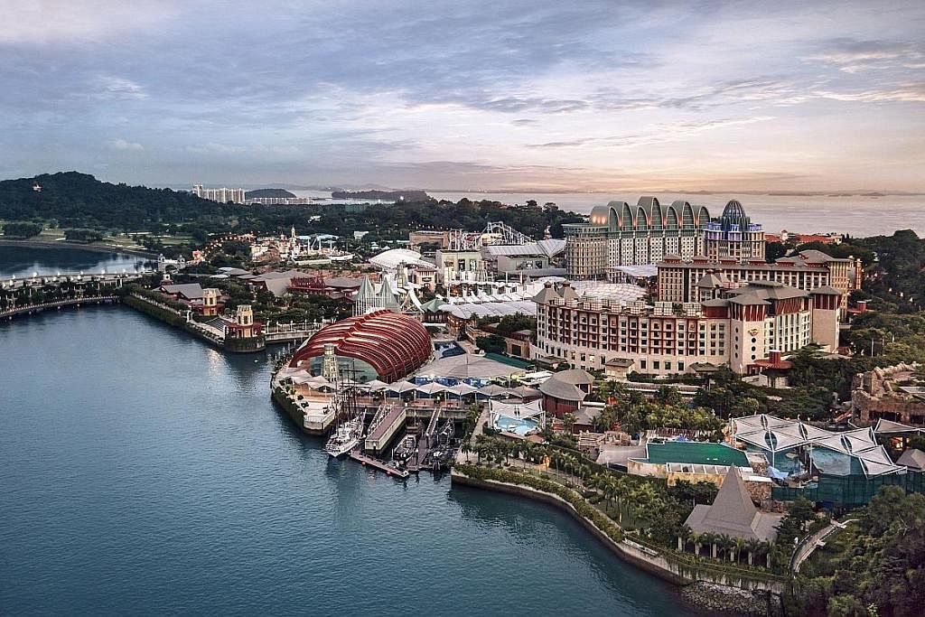 AMBIL RAMAI PEKERJA: Resorts World Sentosa (RWS) telah memulakan usaha pengambilan "dari sekarang hingga akhir tahun" untuk mengisi lebih daripada 1,500 jawatan di semua kawasan resort bersepadu. - FOTO RWS