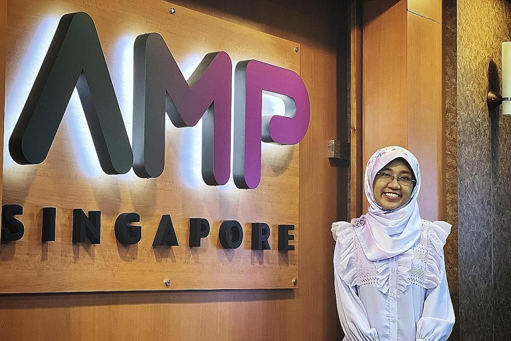 KETENGAHKAN ISU: Dr Humairah Zainal, ahli penyelidik, Hospital Besar Singapura; pensyarah madya Universiti Sains Kemasyarakatan Singapura; dan ahli jawatankuasa eksekutif Pusat Kajian Ehwal Islam dan Melayu (Rima) merupakan ketua panel belia AMP Sing