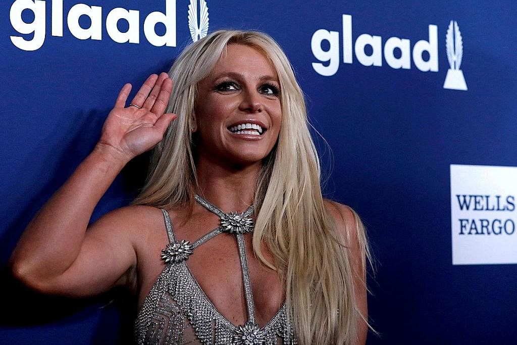 Britney Spears, adiknya 'tikam lidah' di media sosial